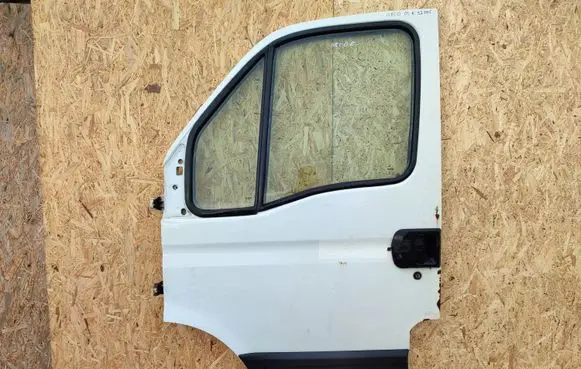 Iveco Daily 3rd gen Front door