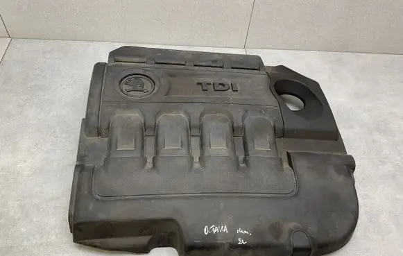 Skoda Octavia Mk3 (5E) Engine cover (trim) 04L103954Q