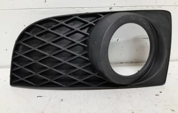 Mazda Premacy Front fog light trim/grill C14650C21