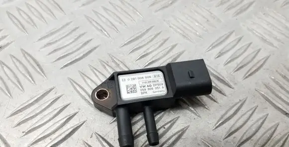 Audi A4 S4 B8 8K Air pressure sensor 059906051A 0281006006