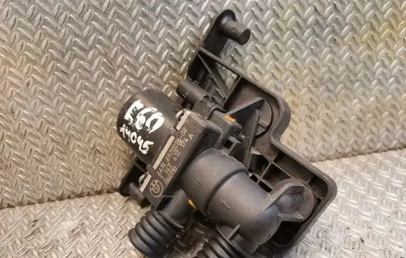 BMW 5 E60 E61 Electric auxiliary coolant/water pump 6920226