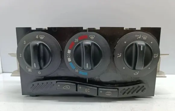 Mercedes-Benz A W168 Climate control unit 1688300485 K110699