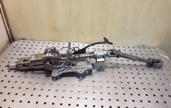 Volkswagen PASSAT CC Steering wheel axle 3C2419501N