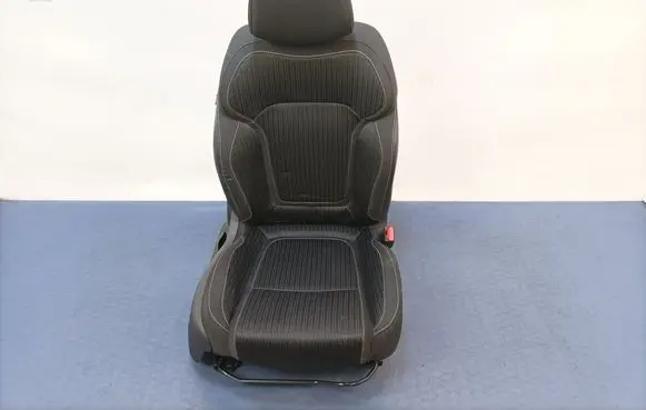 Renault Megane IV Front passenger seat 