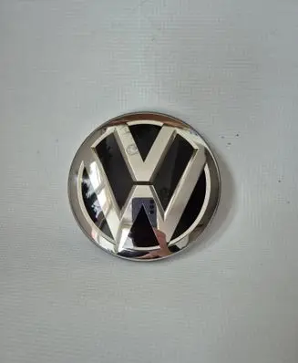 Volkswagen Golf VII Manufacturer badge logo/emblem 3G0853601A