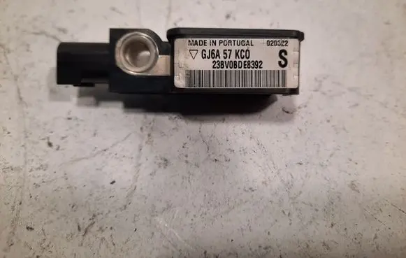Mazda 6 Airbag deployment crash/impact sensor 23BV0BDE8392 GJ6A57KC0
