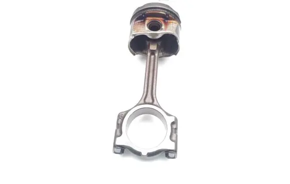 Nissan X-Trail T32 Piston with connecting rod HR13DDT