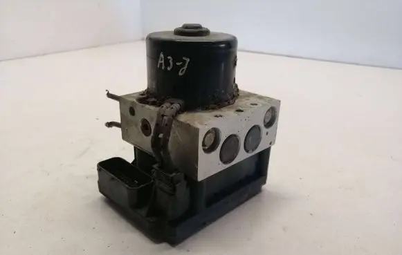 Audi A3 S3 8L ABS Pump 1J0907379G 10094903403 HLR8F47K64