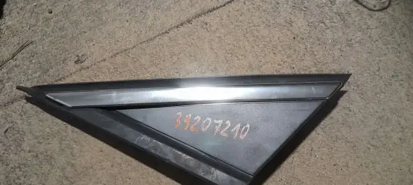 Opel Astra K Front arch trim 12098p