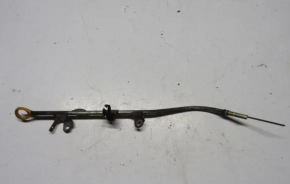 Toyota Verso Oil level dip stick 