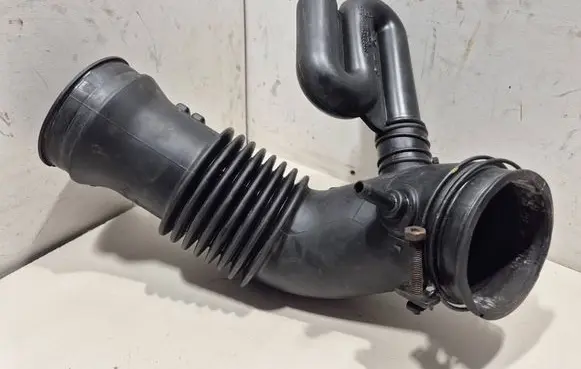 KIA Sportage Air intake hose/pipe 281922E000 281401F080