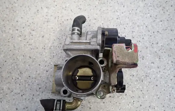 Suzuki Ignis Throttle body valve