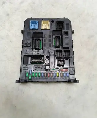 Citroen C4 I Picasso Comfort/convenience module 966405908001 BSI04EV 030308