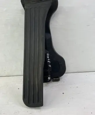 Volkswagen Golf V Accelerator throttle pedal 1K1721503L 6PV00860000