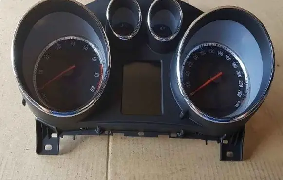 Speedometer (instrument cluster)