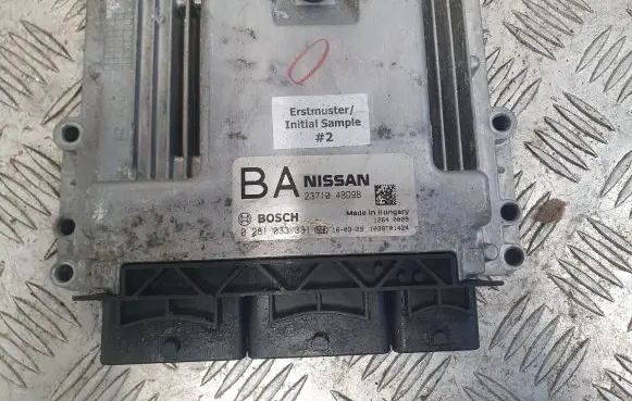 Nissan X-Trail T32 Engine control unit/module 237104BD9B 0281033331