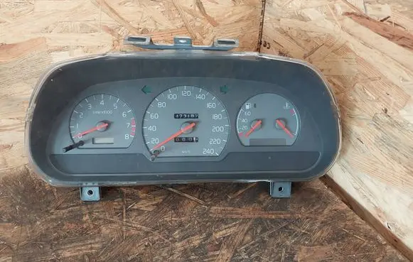 Volvo S40, V40 Speedometer (instrument cluster) 30813197 30800600