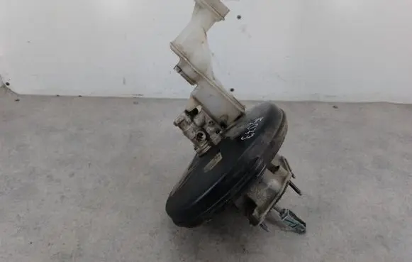 Nissan Qashqai Brake booster 0204051565