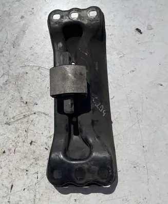 Mercedes-Benz C AMG W204 Gearbox mount 2909
