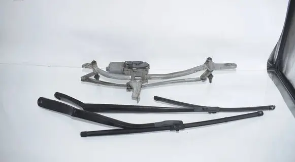 BMW 5 F10 F11 Front wiper linkage and motor 4899835 61614899835 7203156
