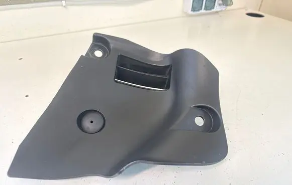 Opel Vivaro Dashboard lower bottom trim panel 8200410459 91201380099 93854143