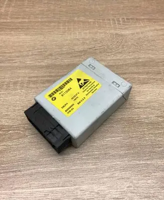 BMW 5 E60 E61 Central console control unit 9113064 80049003