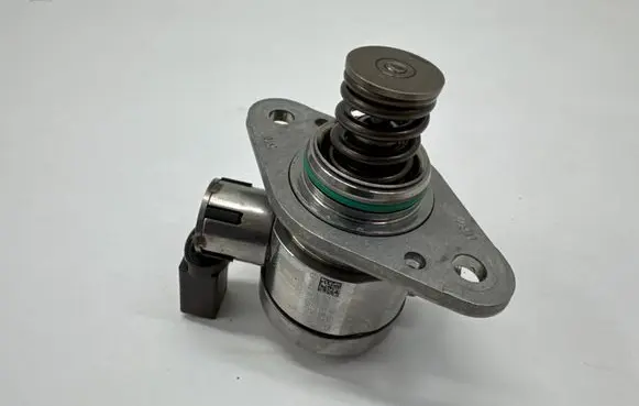 Mercedes-Benz GLC C254 Fuel injection high pressure pump A2540700400