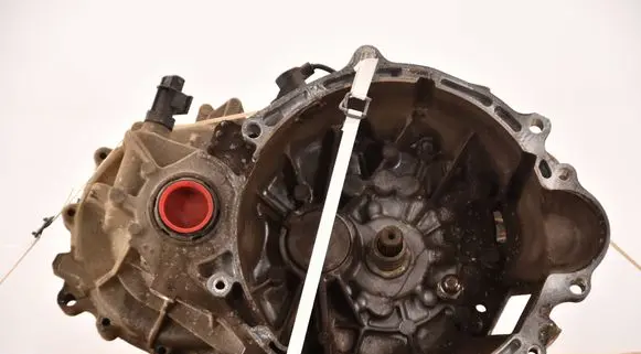 Manual 6 speed gearbox