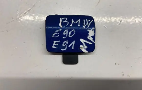 BMW 3 E90 E91 Front tow hook cap/cover 7906503