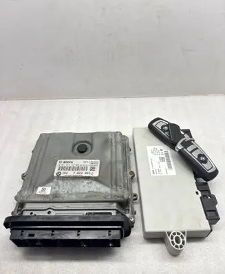 BMW 7 F01 F02 F03 F04 Engine ECU kit and lock set 7823905 9204243 0281014727