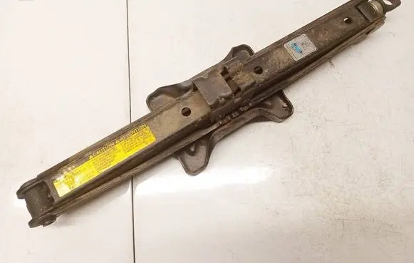 Toyota RAV 4 (XA30) Lift Jack 091110W110