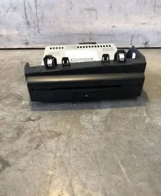 Citroen C4 II Picasso CD/DVD changer 98229298ZD
