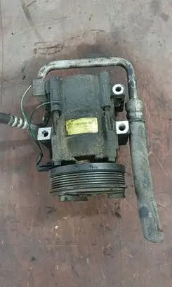 Ford Mondeo Mk III Air conditioning (A/C) compressor (pump) 105638W00