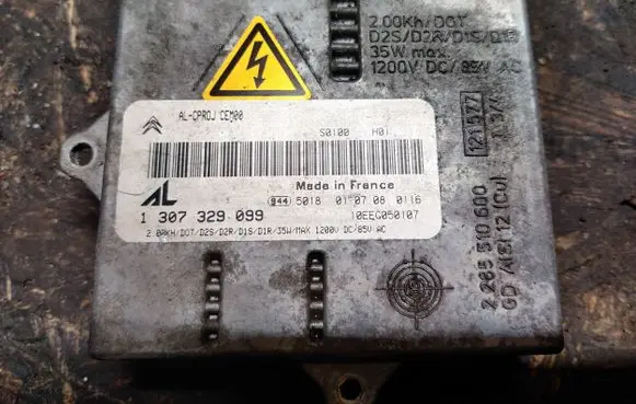 Citroen C6 Xenon control unit/module 1307329099