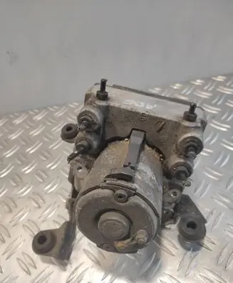 Audi A4 S4 B5 8D ABS Pump 8D0614111F
