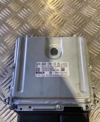 Mercedes-Benz E W211 Engine control unit/module A6421501591