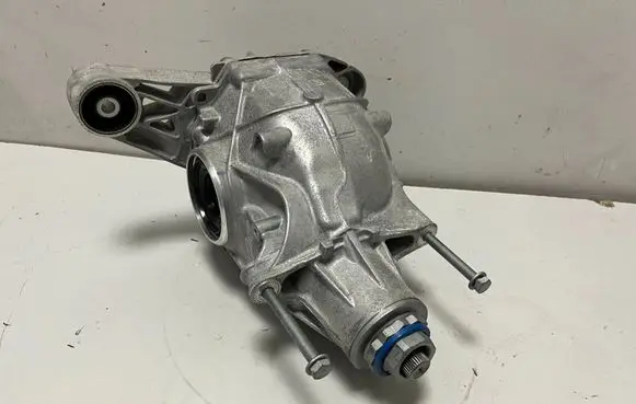 BMW X6 G06 Rear differential 8839889 8861854