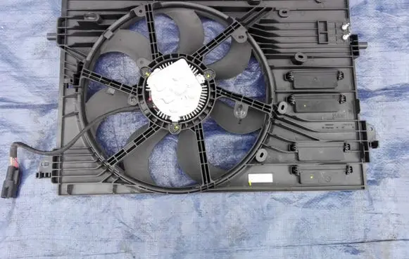 Renault Kadjar Electric radiator cooling fan 21481HV80A