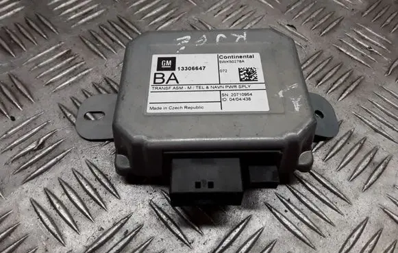 Opel Astra J GPS navigation control unit/module 13306647 5WK50278A