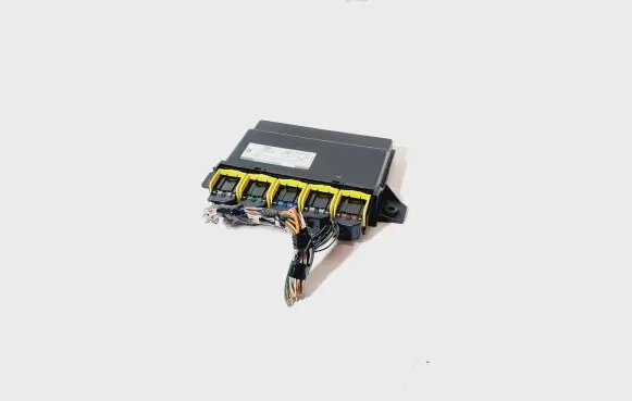 Ford Kuga I Comfort/convenience module 8M5T19G481BE 8M5T19G481 5WK48779