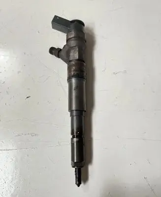 BMW 5 E60 E61 Fuel injector 0445110212 7794652