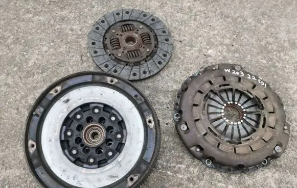 Mercedes-Benz C W203 Clutch set kit