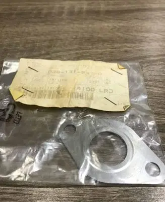 Volkswagen PASSAT B3 Other engine part 038131547A