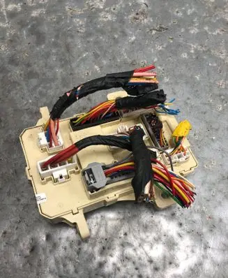 Hyundai i30 Fuse box set 91950-1H510-BILI 91950-1H510