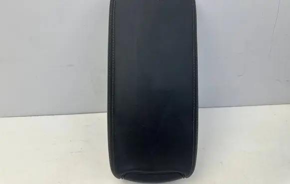 Lexus IS 220D-250-350 Armrest 