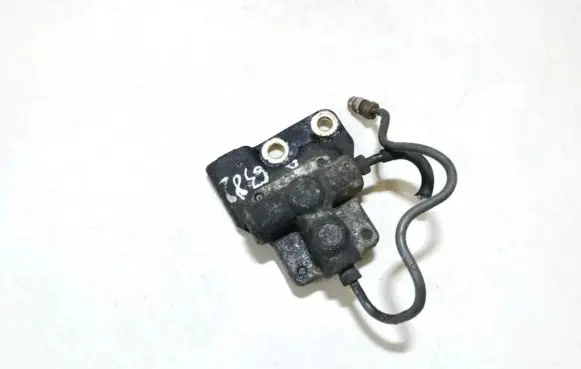 Toyota Avensis Verso Brake power pressure regulator 