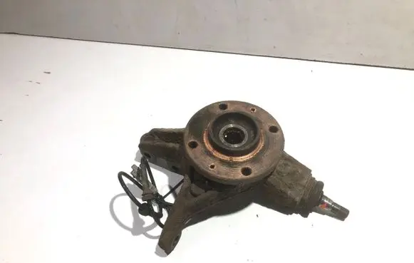 Citroen C4 Grand Picasso Front wheel hub