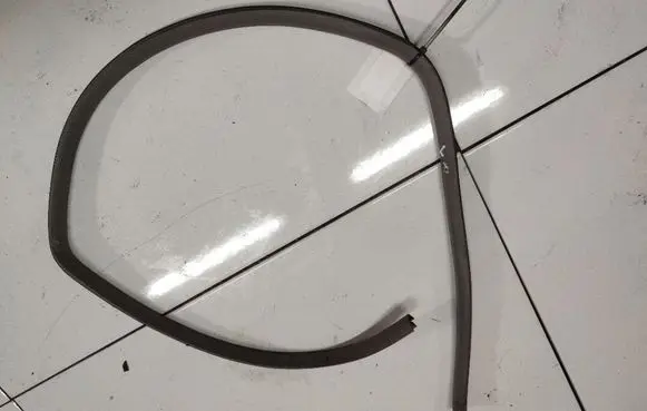 Subaru Forester SG Rubber seal rear door 