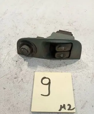 Renault Megane I Electric window control switch 7700429070