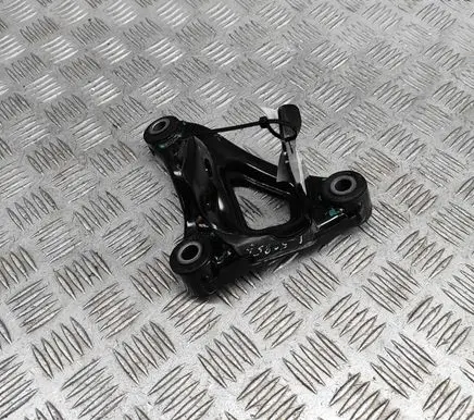 Tesla Model Y Engine mounting bracket 111023200C